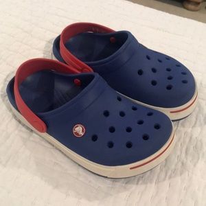 Crocs size J3